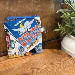 Disney Dumbo Coin pouch | Disney posters print zippered pouch